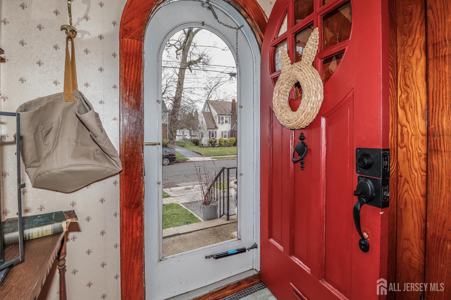 544 W Meadow Avenue Image 4