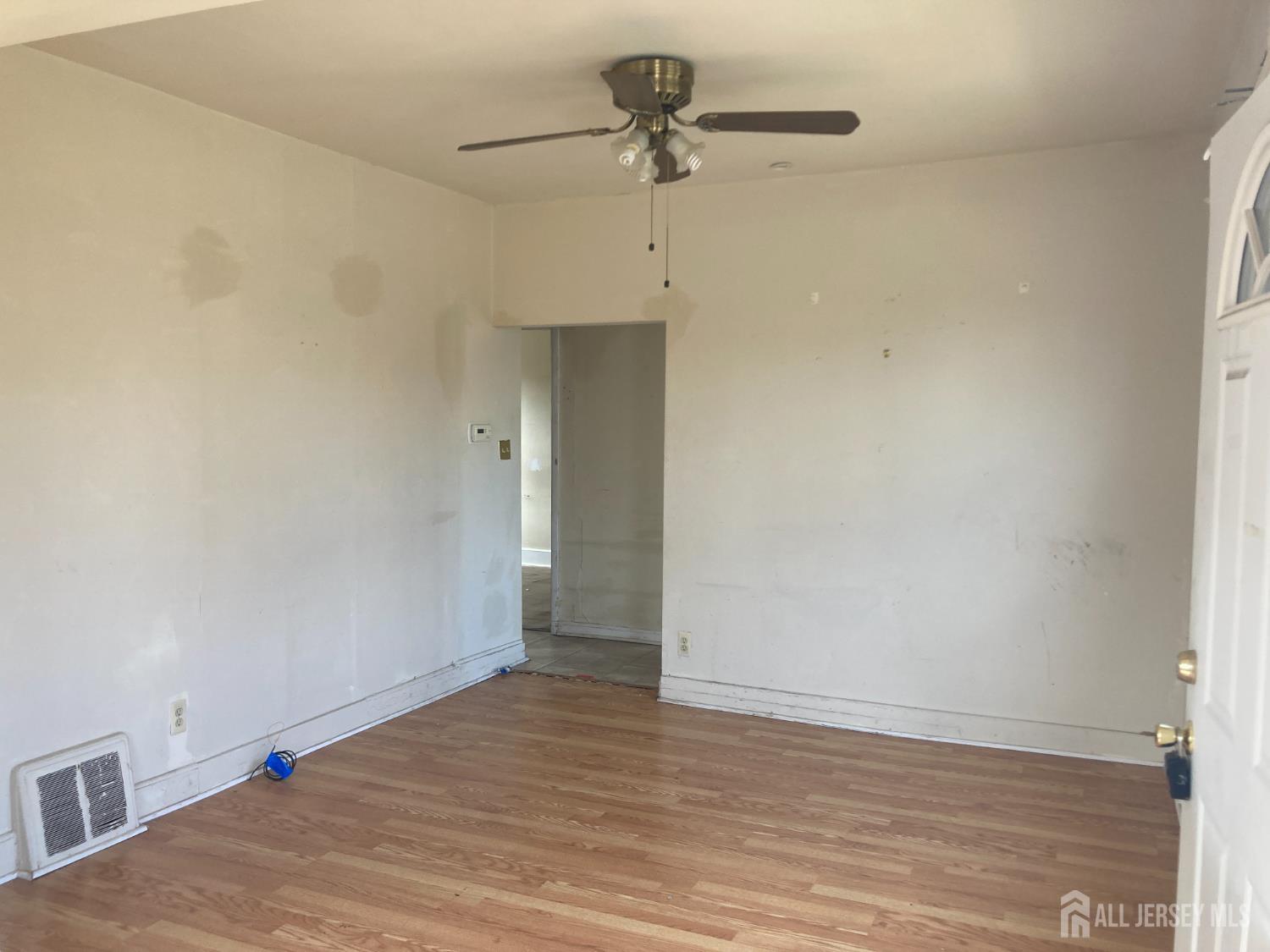 913 Eden Avenue, Highland Park, NJ, 08904 image 8