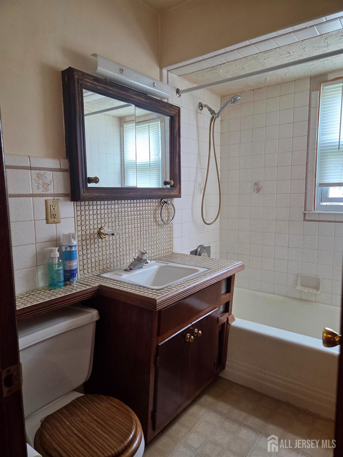 83 Daniel Street, Port Reading, NJ, 07064 image 15