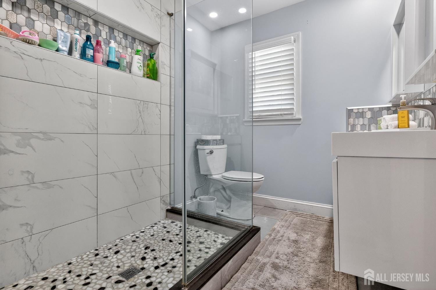 61 Herbert Drive, East Brunswick, NJ, 08816 image 24