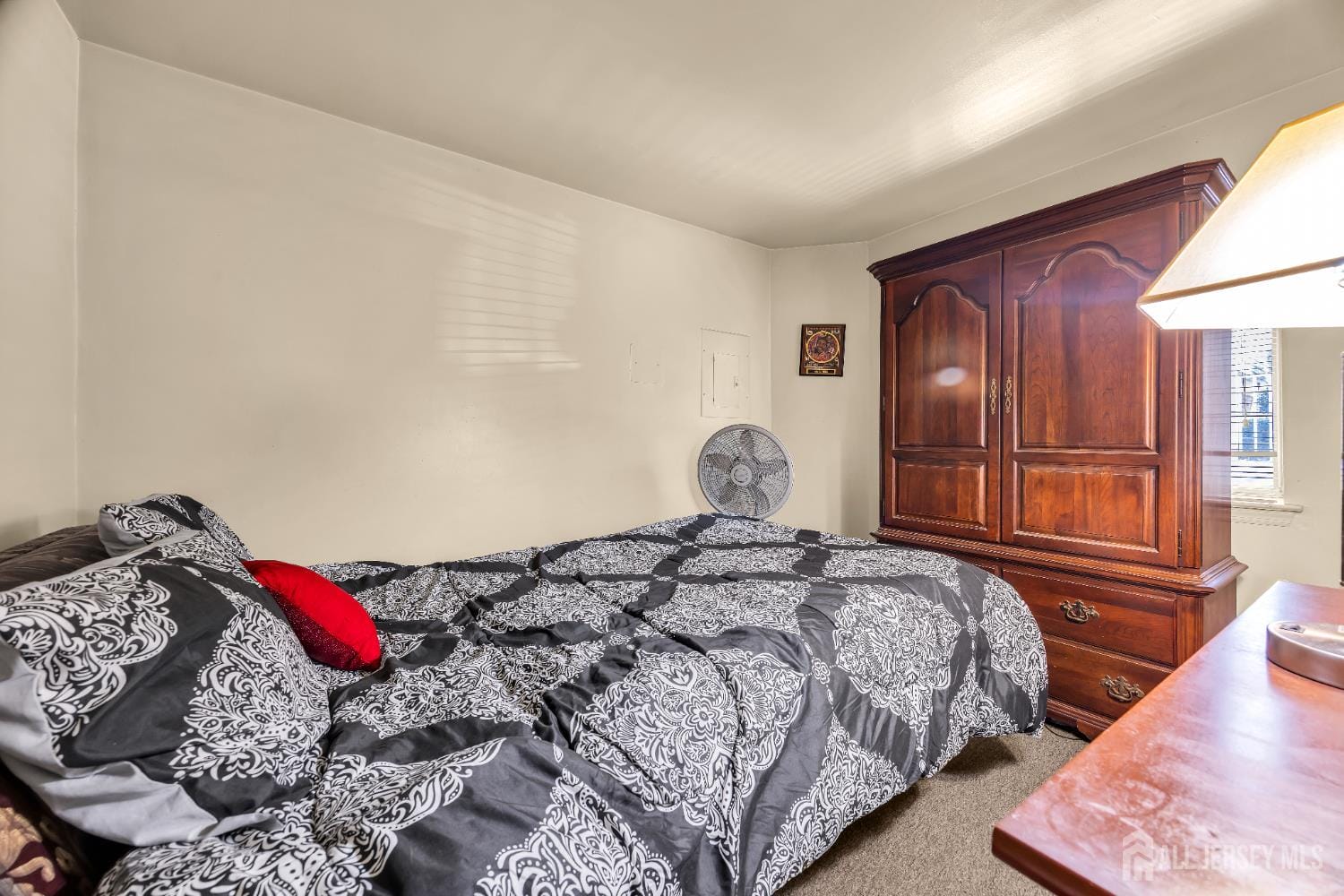 303 Holly Drive, Perth Amboy, NJ, 08861 image 16