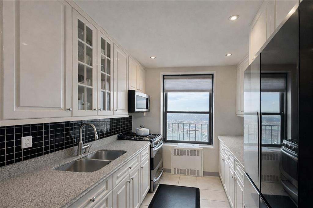 2165 Brigham Street 6C Image 2