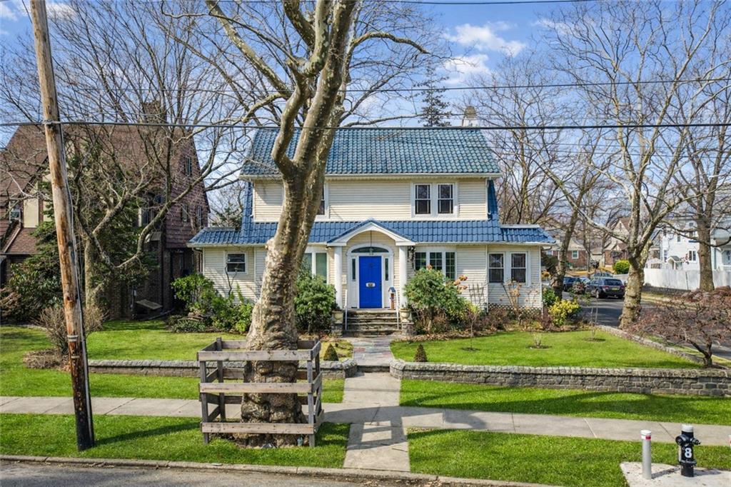 94 Hart Boulevard Image 2