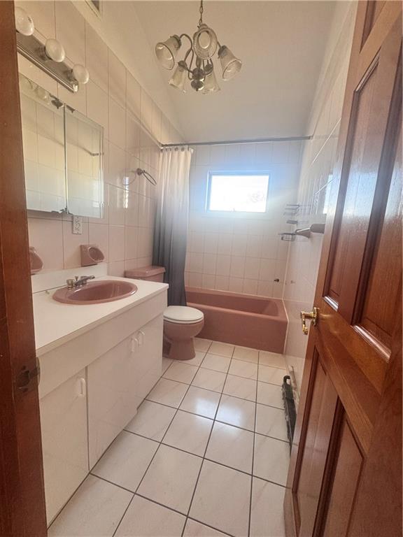 735 Woodrow Road, New York, New York, 10312 image 6