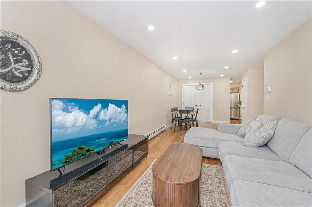 9729 4th Avenue 3C Image 3