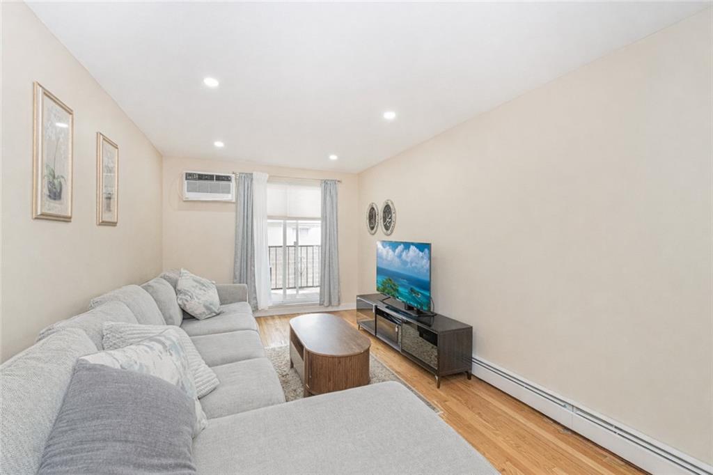 9729 4th Avenue 3C Image 4