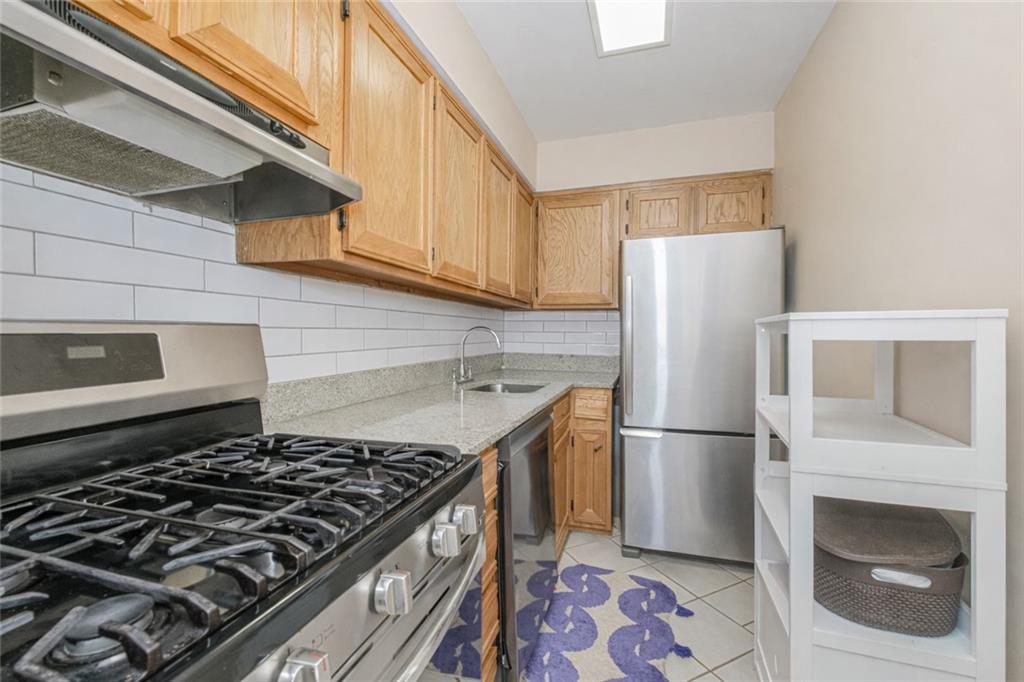 9729 4th Avenue 3C, Brooklyn, New York, 11209 image 6