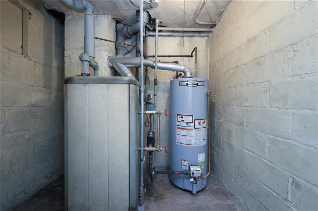 39 Bay 10th Street, Brooklyn, New York, 11228 image 20