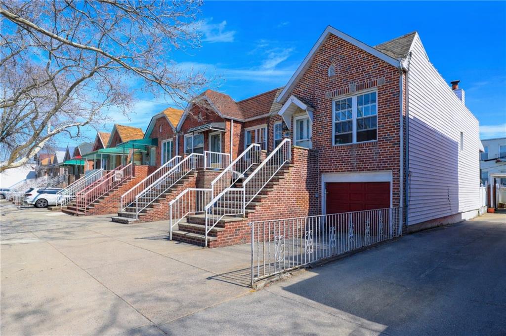 39 Bay 10th Street Image 3