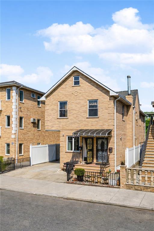 1715 70th Street Image 3