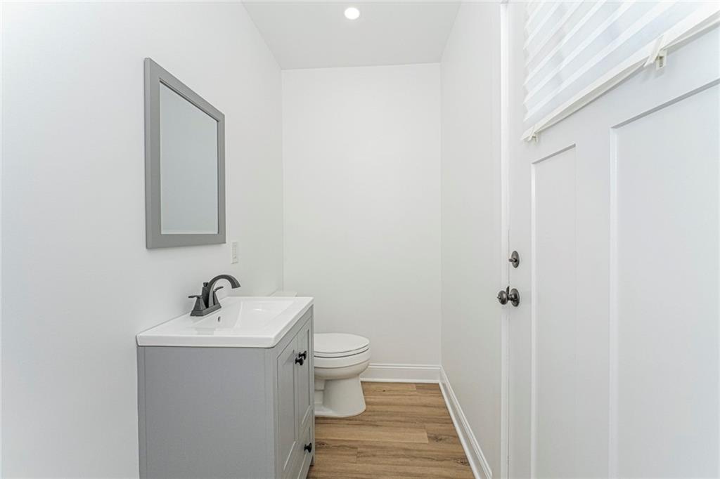 84 Elwood Place, Staten  Island, New York, 10301 image 12