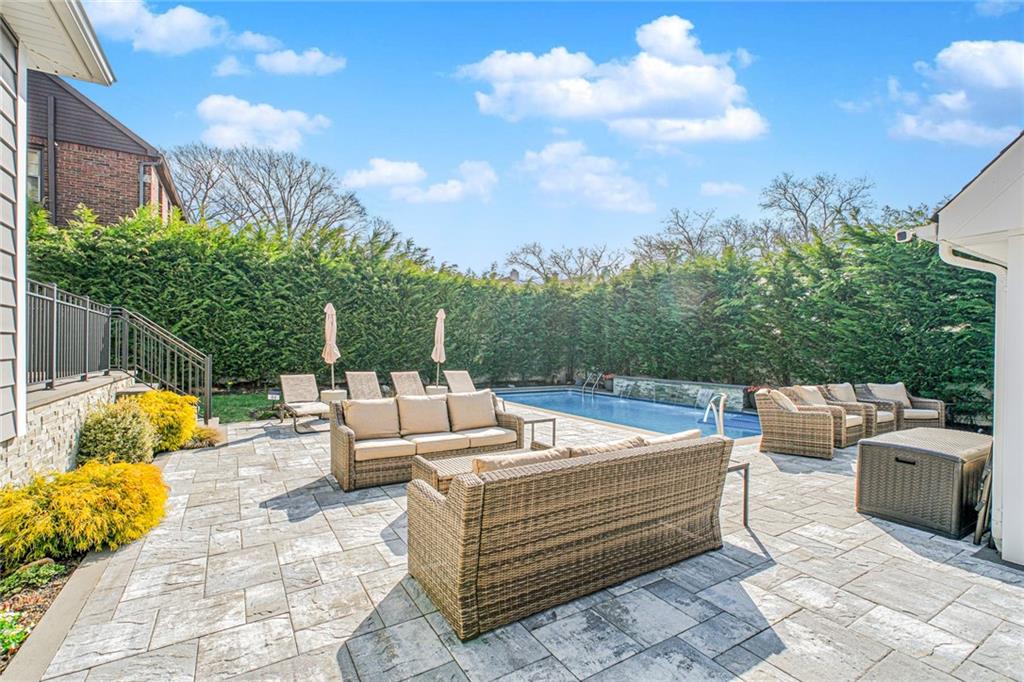 84 Elwood Place Image 4