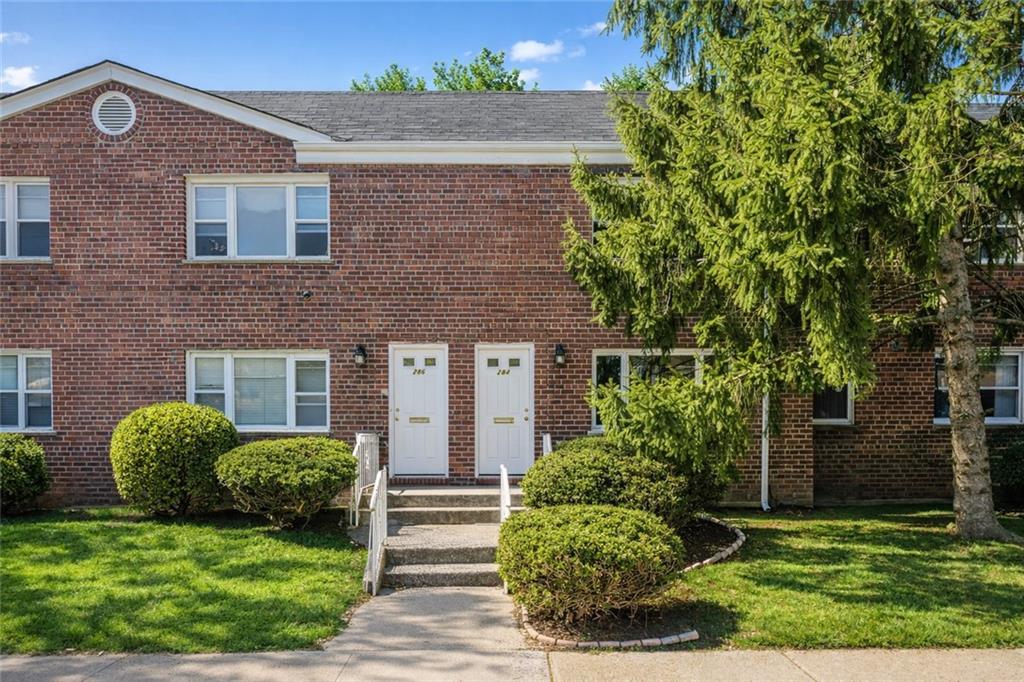 284 Bay 19th Street B, Brooklyn, New York, 11214