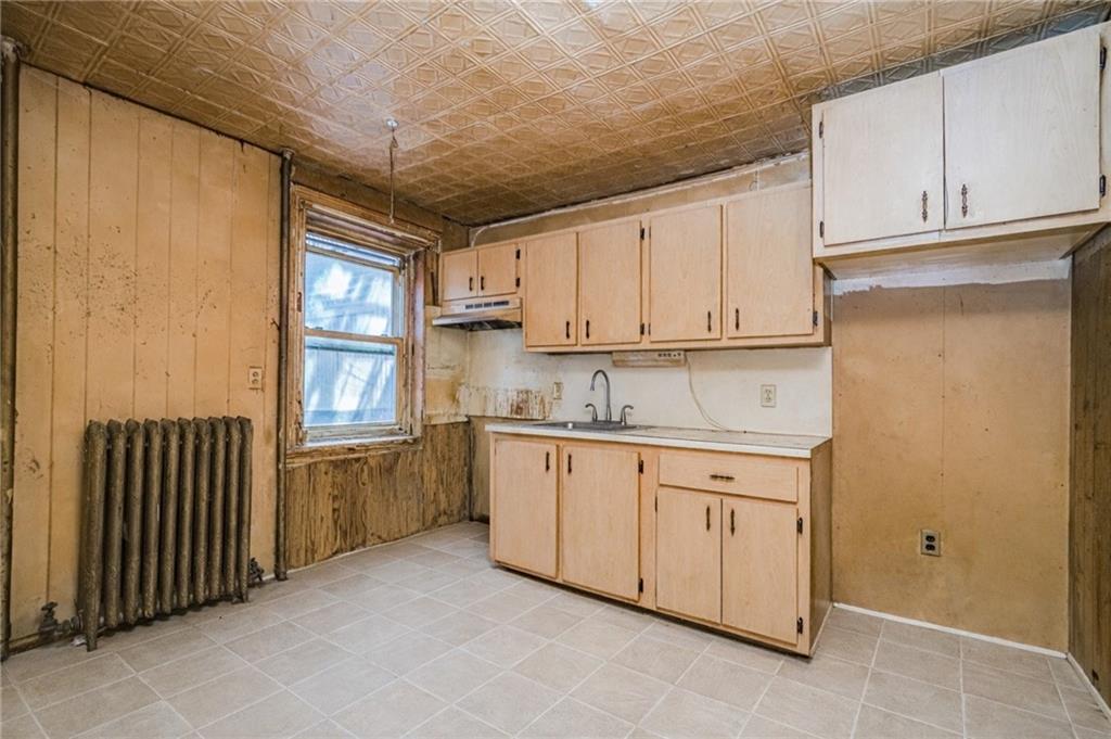 490 16th Street Image 5