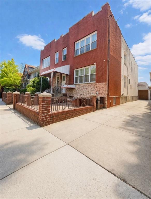 1867 West 12th Street Image 3