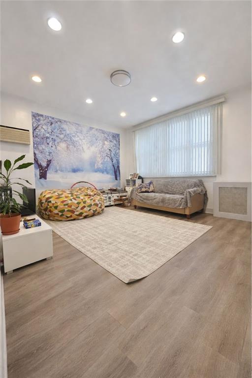 1867 West 12th Street Image 4