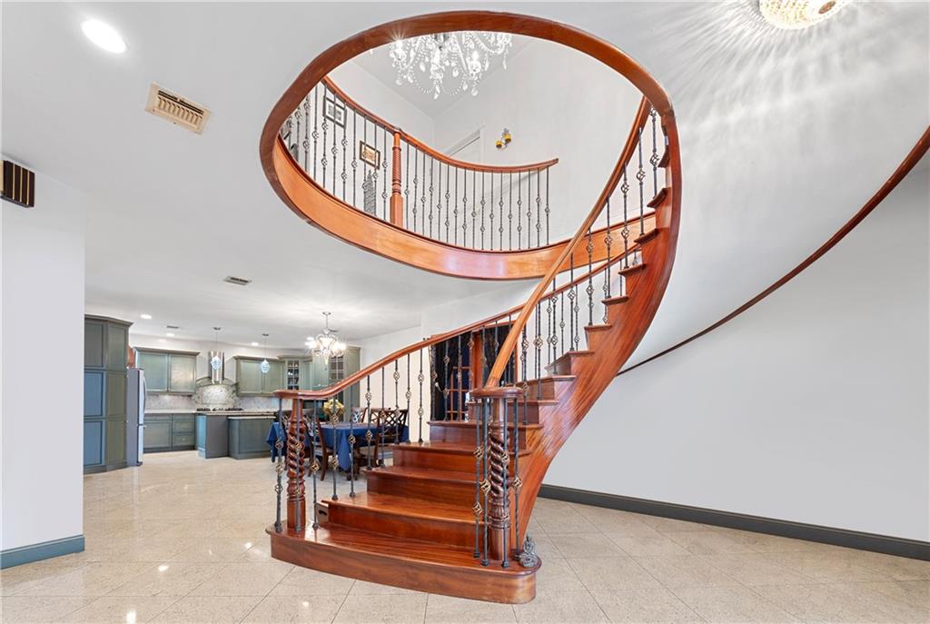 88 Hillcrest Street Image 3