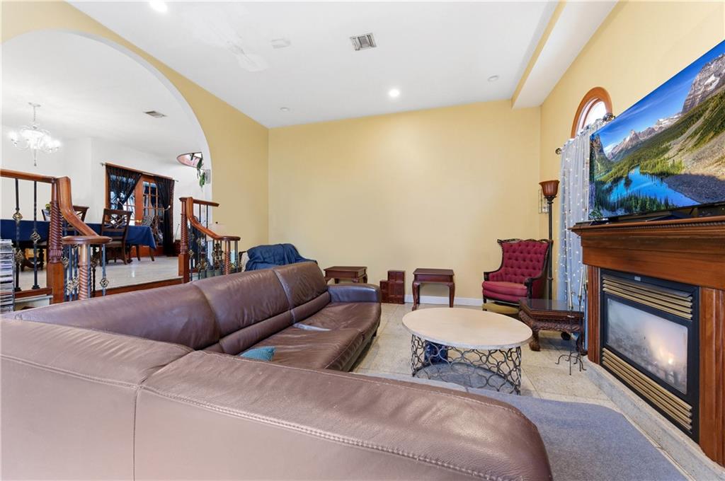 88 Hillcrest Street, Staten  Island, New York, 10308 image 6