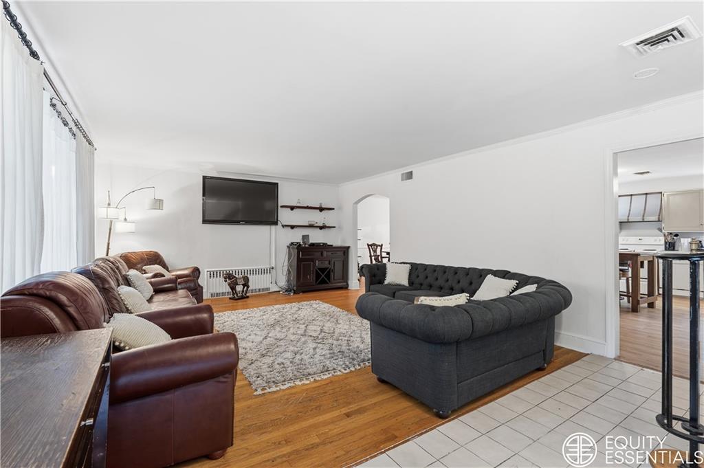 61 Oakland Avenue Image 2