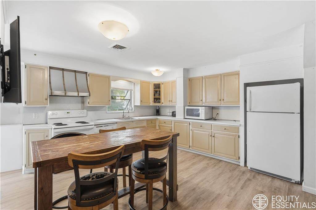 61 Oakland Avenue Image 5