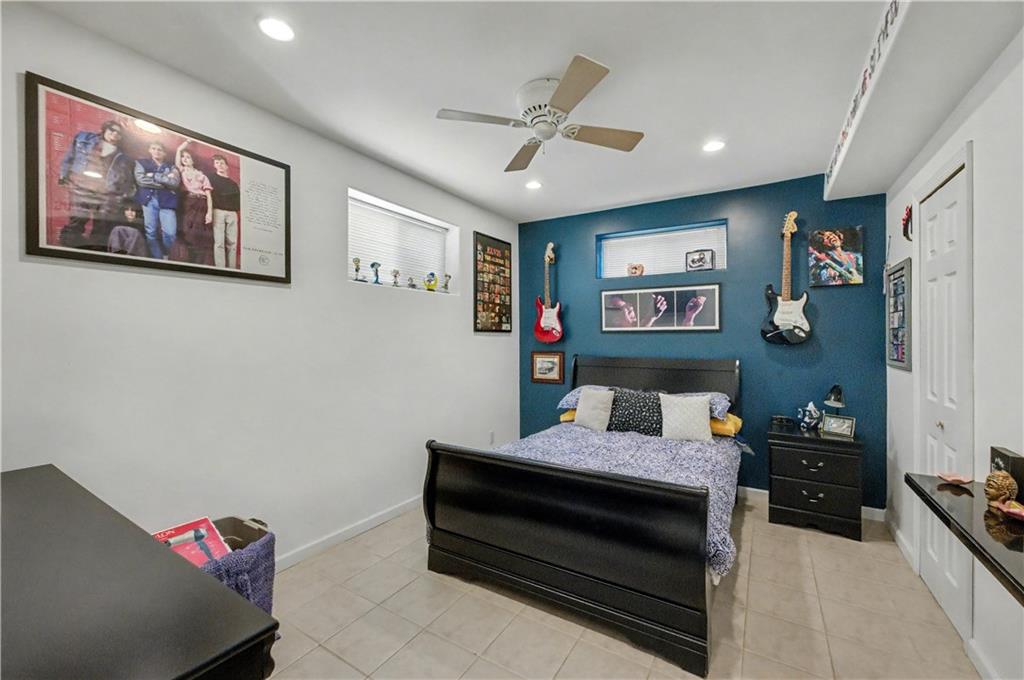 26 Ira Court, Brooklyn, New York, 11229 image 21