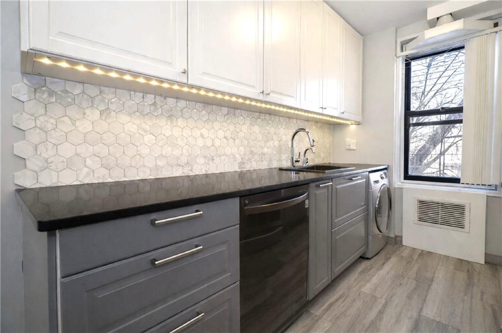 3178 Nostrand Avenue 3E, Brooklyn, New York, 11229 image 8