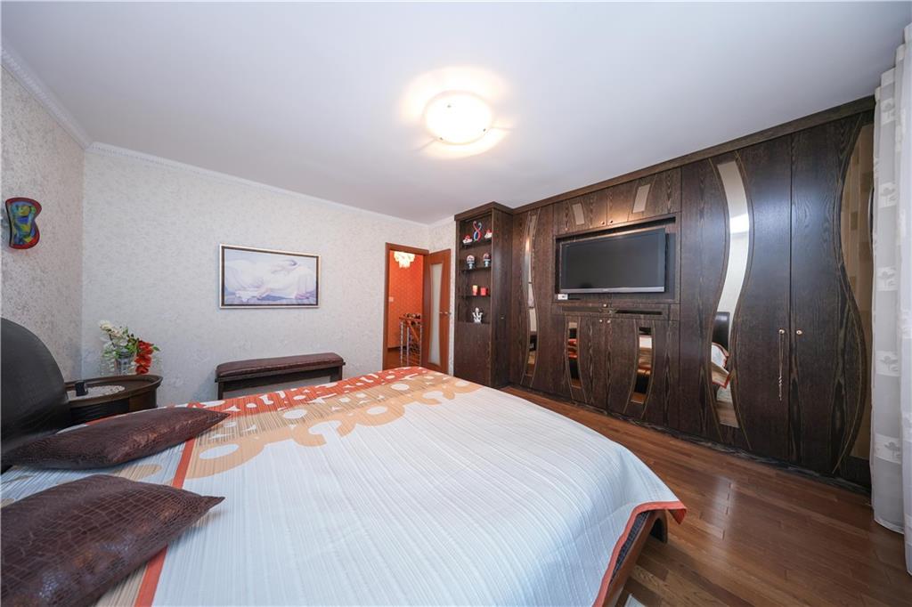 2075 East 29th Street, Brooklyn, New York, 11229 image 13