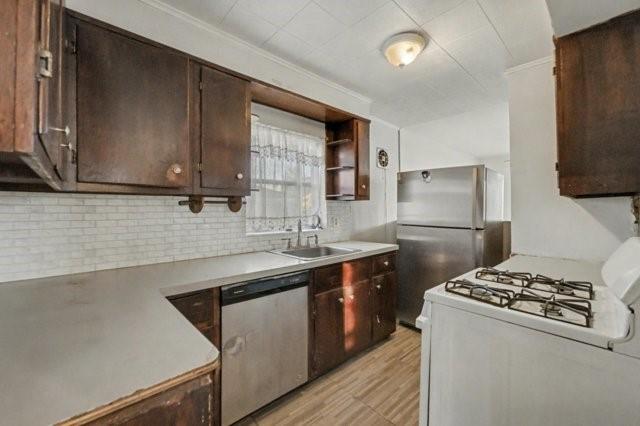 32 Dictum Court, Brooklyn, New York, 11229 image 19