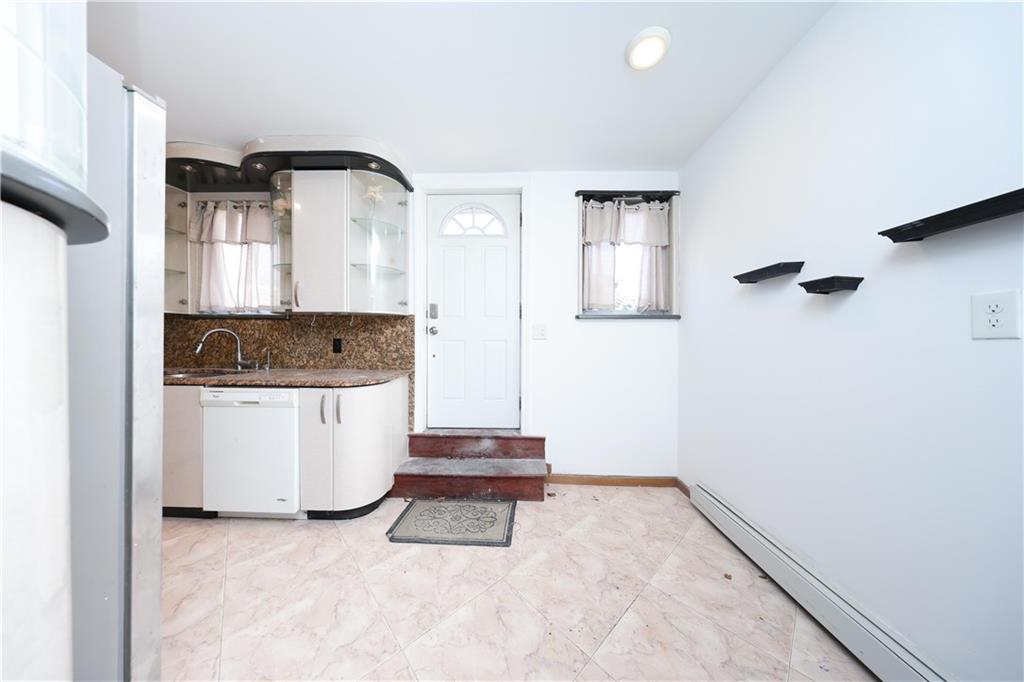 154 Weed Avenue Image 4