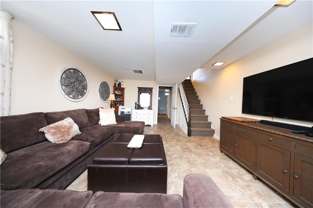 138 Buffalo Street, Staten  Island, New York, 10306 image 14