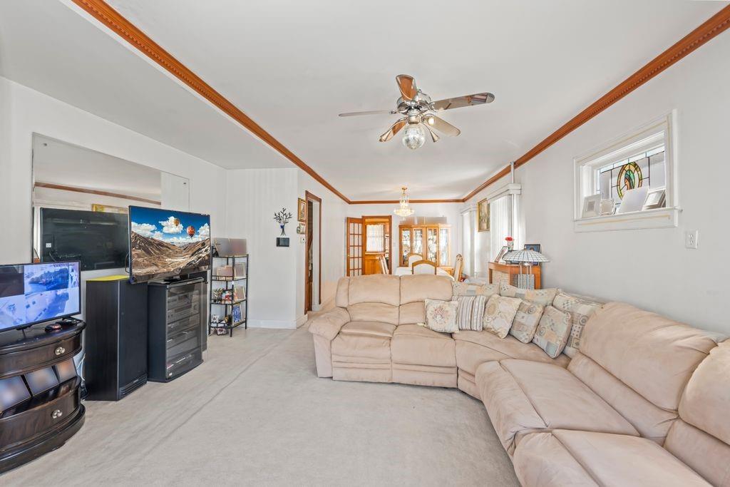 1569 East 45th Street Image 3