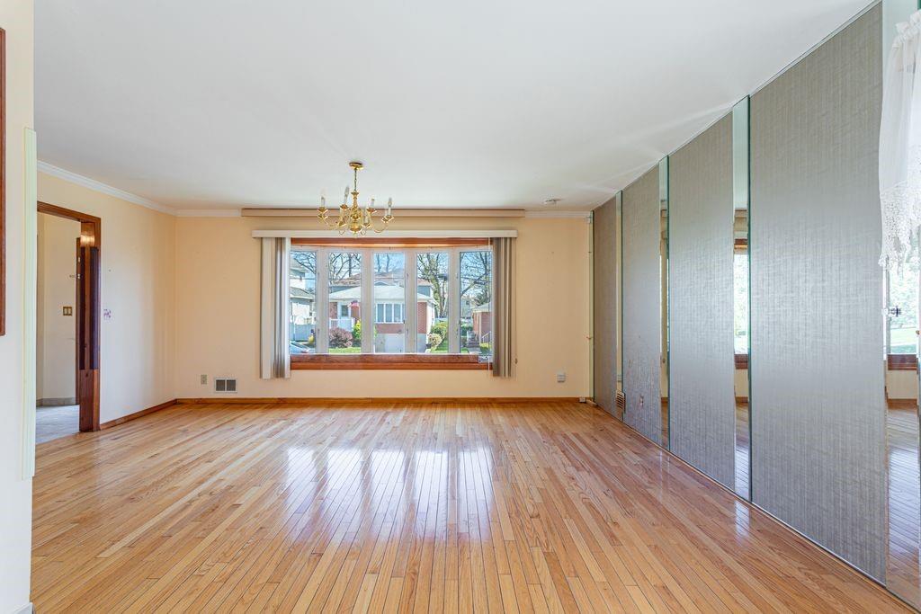 80 Spratt Avenue, Staten  Island, New York, 10306 image 13