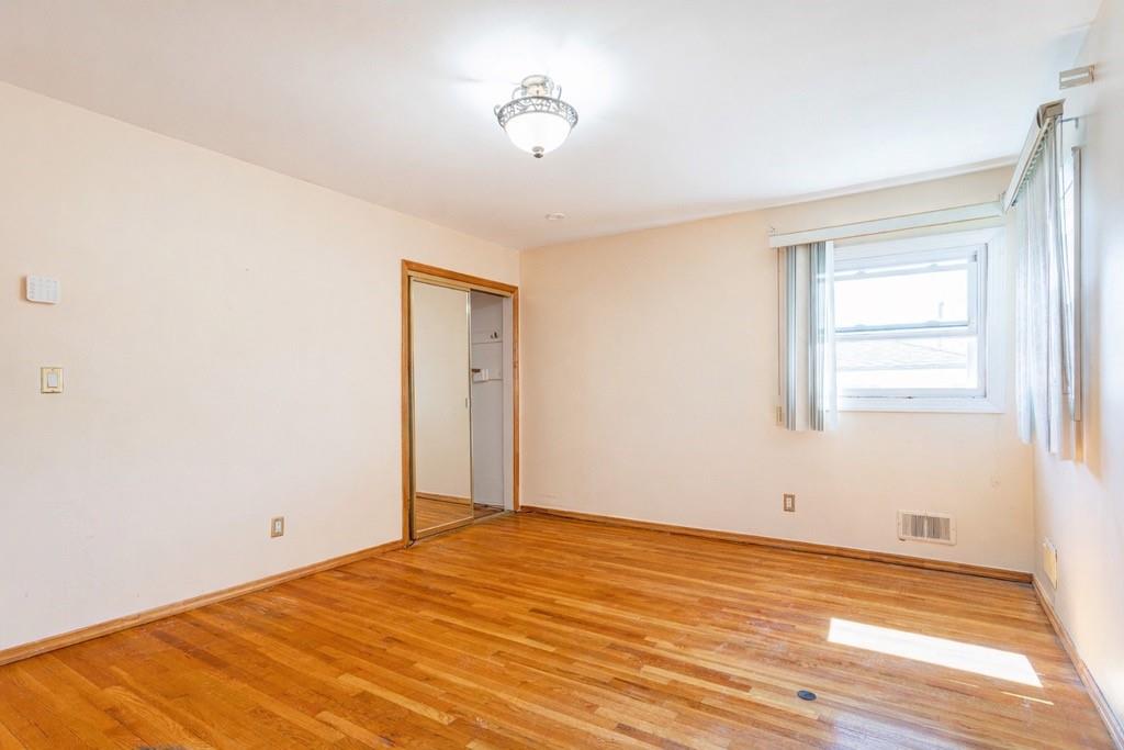 80 Spratt Avenue, Staten  Island, New York, 10306 image 18