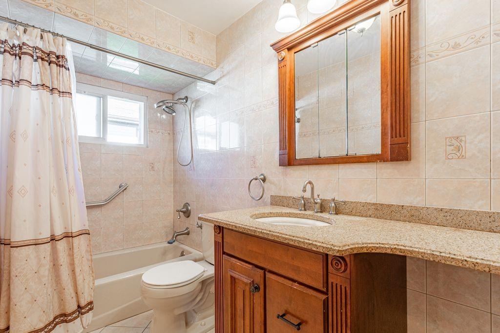 80 Spratt Avenue, Staten  Island, New York, 10306 image 21