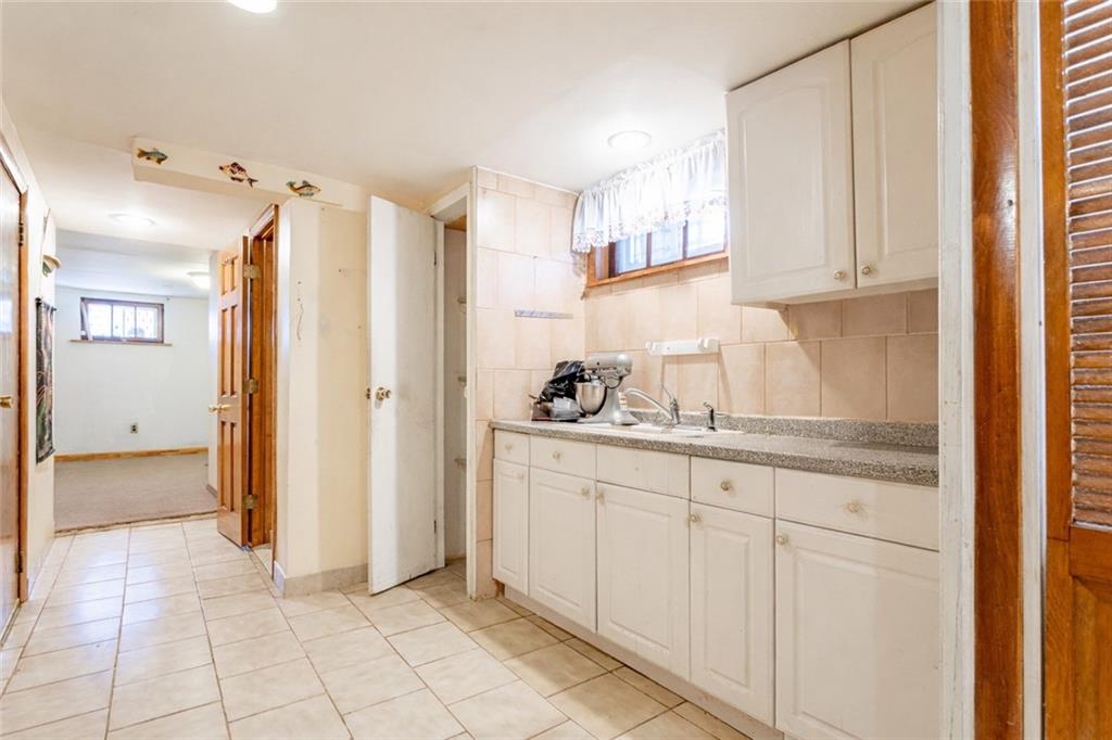 80 Spratt Avenue, Staten  Island, New York, 10306 image 26