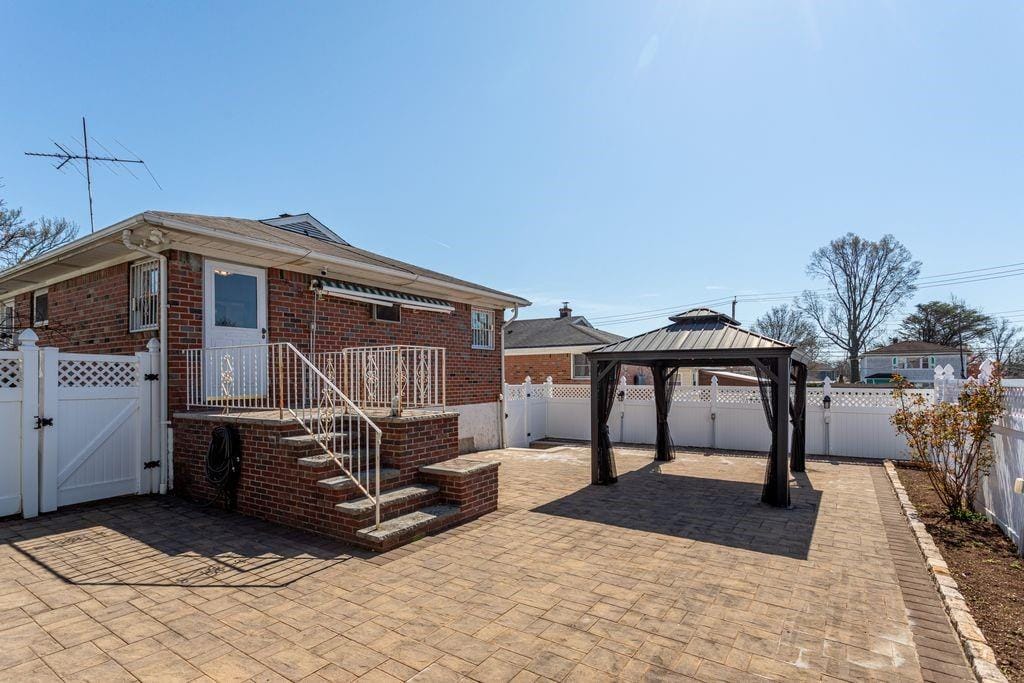 80 Spratt Avenue, Staten  Island, New York, 10306 image 35