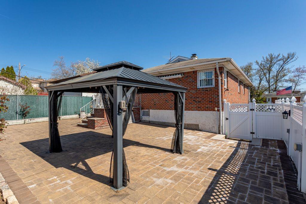 80 Spratt Avenue, Staten  Island, New York, 10306 image 37