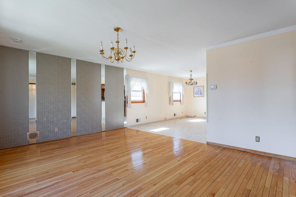 80 Spratt Avenue, Staten  Island, New York, 10306 image 7