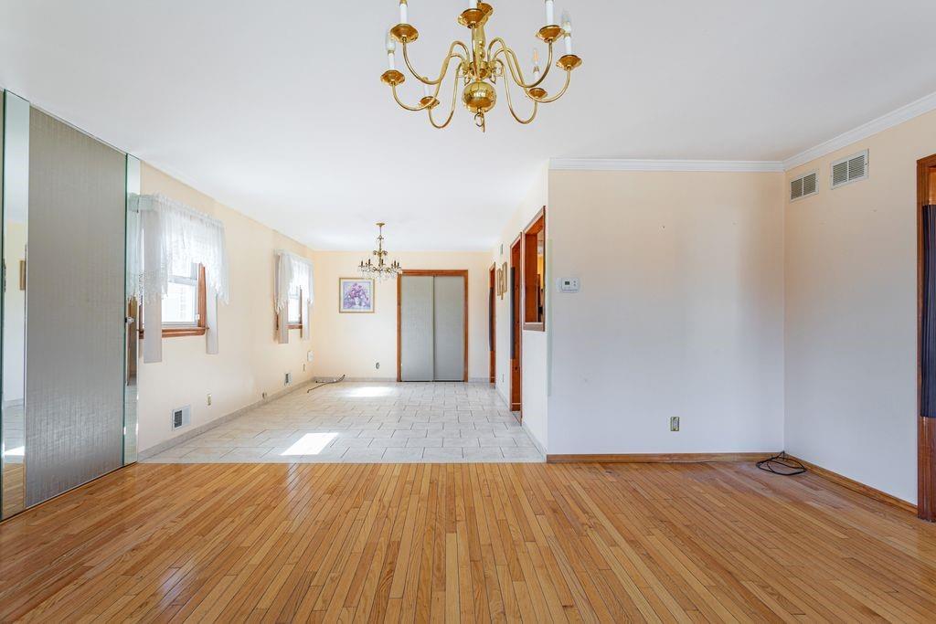 80 Spratt Avenue, Staten  Island, New York, 10306 image 8