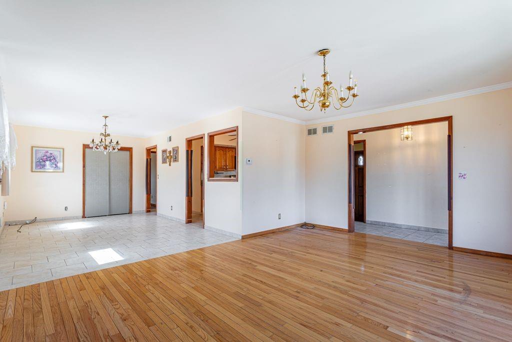 80 Spratt Avenue, Staten  Island, New York, 10306 image 9