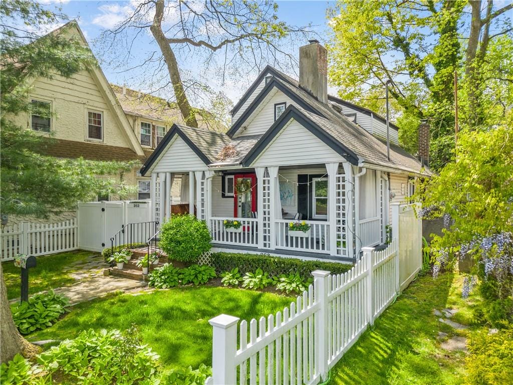 262 Lindenwood Road, Staten  Island, New York, 10308