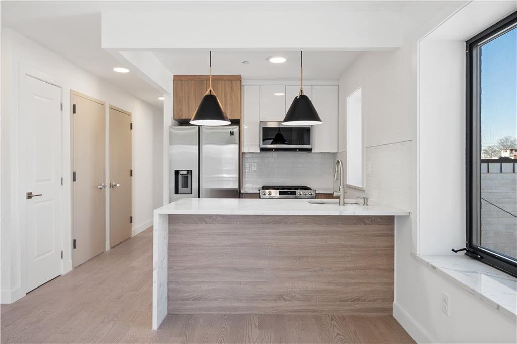 168 Bay 49th Street 4B Image 3