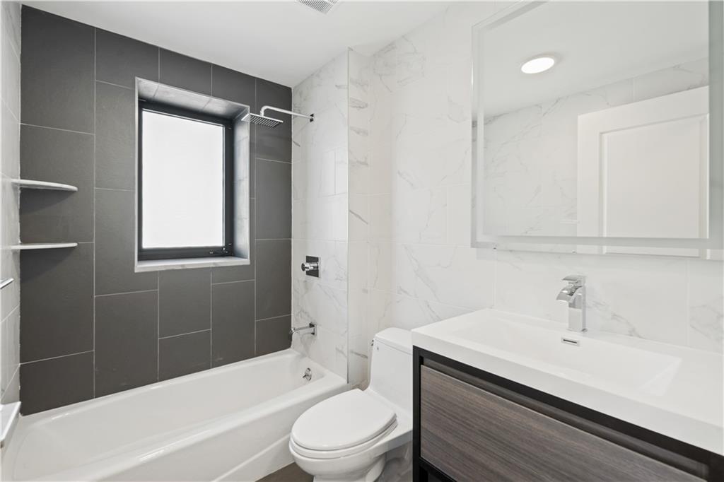 168 Bay 49th Street 4B, Brooklyn, New York, 11214 image 21