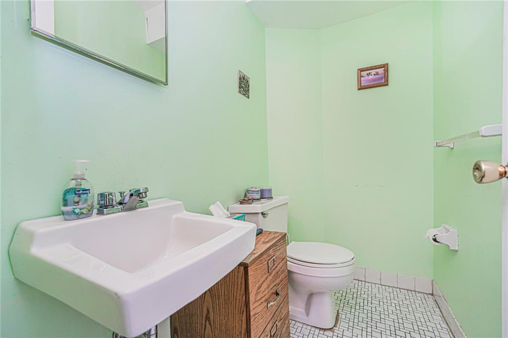 47 Tappen Court, Staten  Island, New York, 10304 image 19