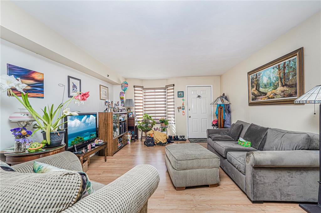 47 Tappen Court Image 3