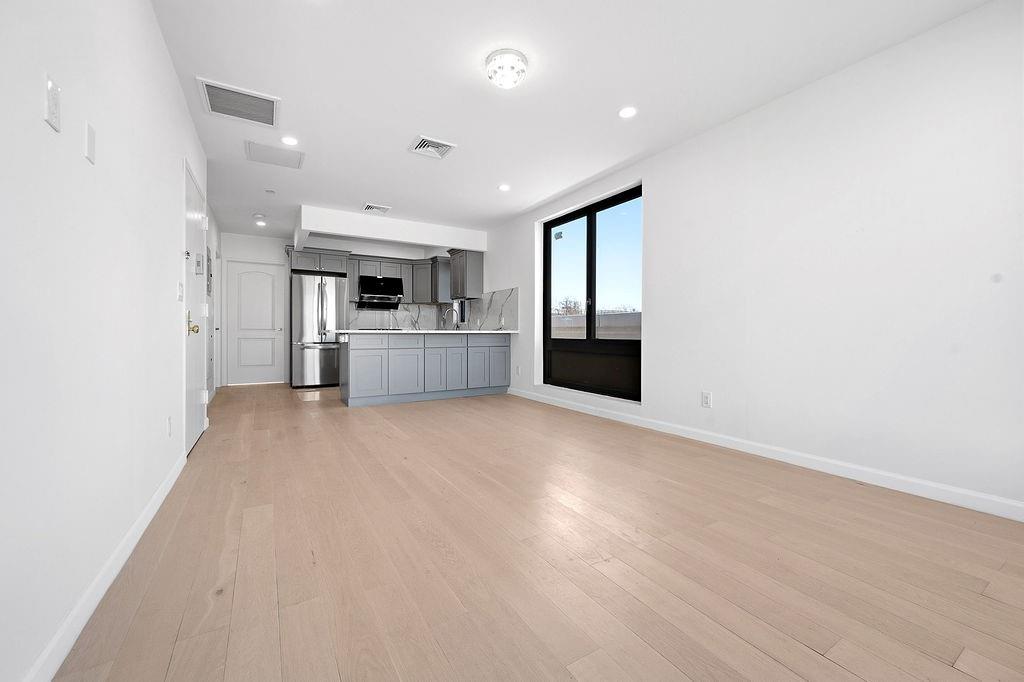 207 Bay 35th Street PHP, Brooklyn, New York, 11214 image 15