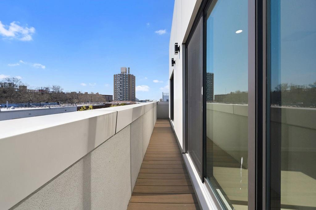 207 Bay 35th Street PHP Image 4