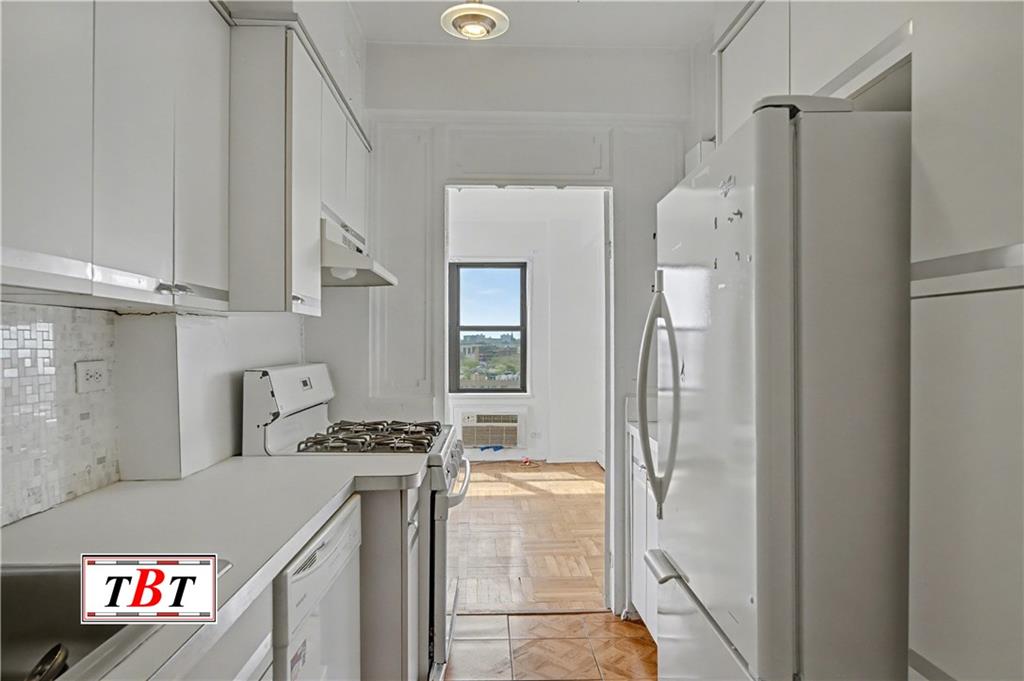 303 Beverly Road 10G, Brooklyn, New York, 11218 image 34