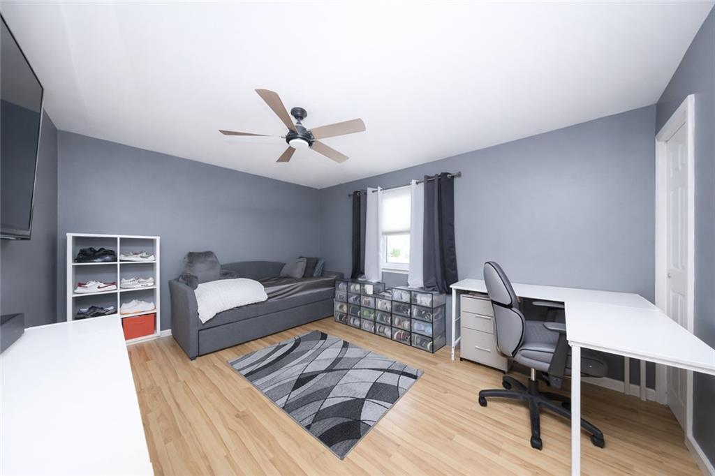 25 Poets Circle, Staten  Island, New York, 10312 image 16