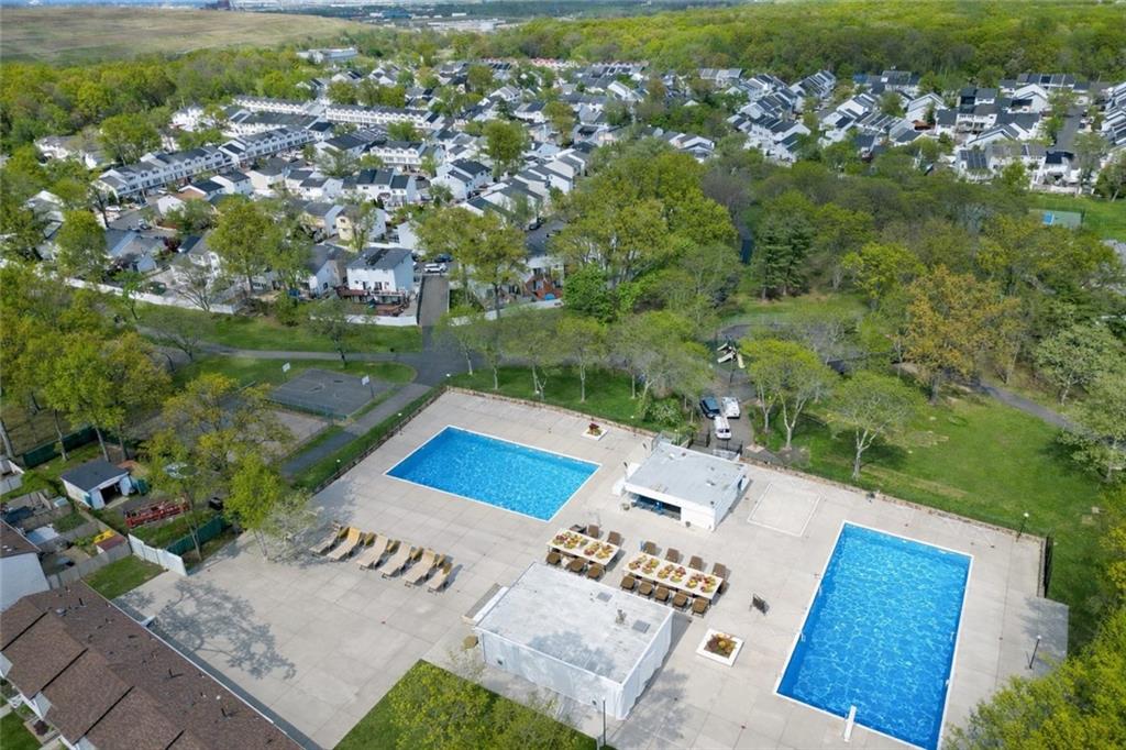 25 Poets Circle, Staten  Island, New York, 10312 image 26